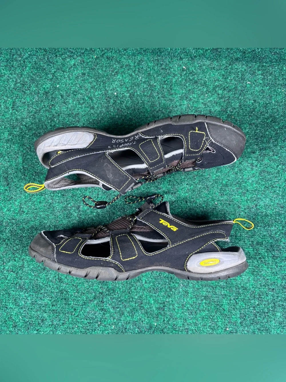 TEVA Forebay River Sandals Mens 10 Brown Hiking Water Fisherman Shoes